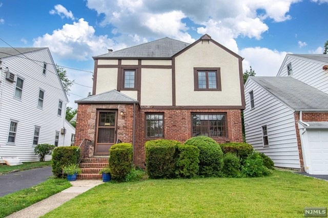 60 Claremont Ave, Bloomfield, NJ 07003 - photo 1