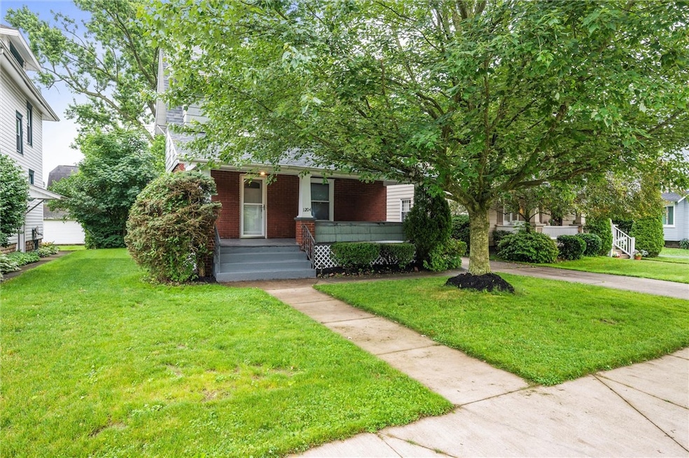 1204 Griswold St, Sharon, PA 16146 - photo 1