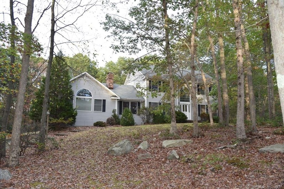 220 Patricia Dr, Stratford, CT 06614 - photo 1