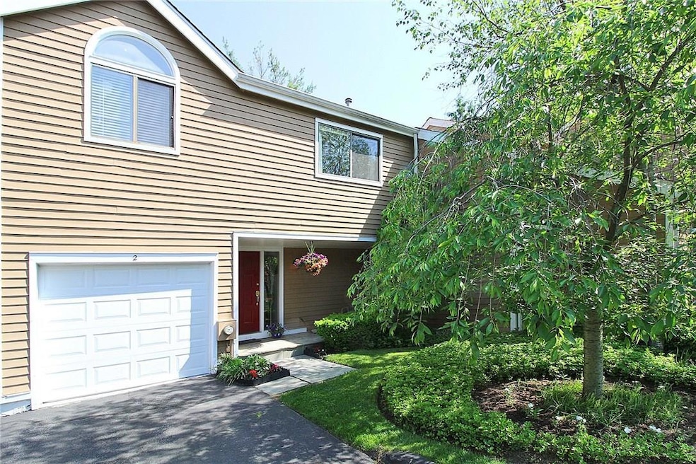 2 Deer Run, Chappaqua, NY 10514 - photo 1