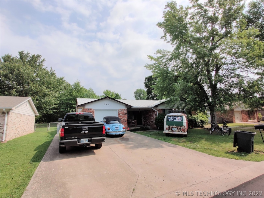 309 Redbud Ln, Tahlequah, OK 74464 - photo 1