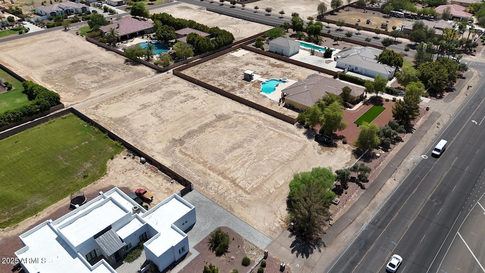 For Sale $349,989 • Co-Listing Agent