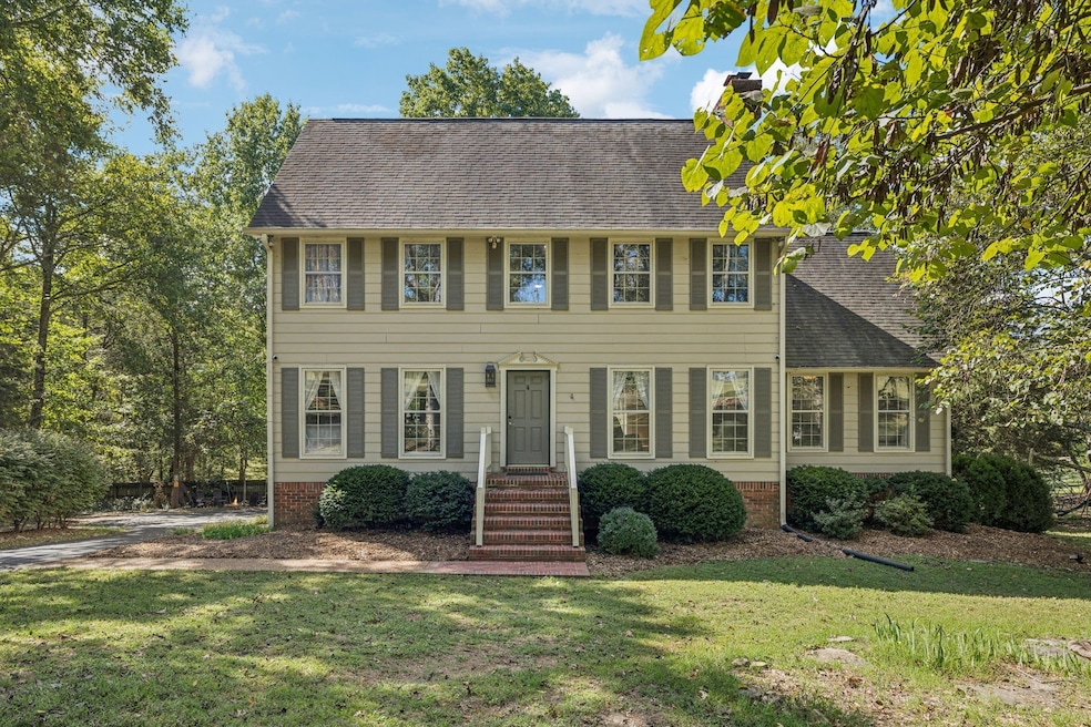 2500 Country Club Ln, Columbia, TN 38401 - photo 1