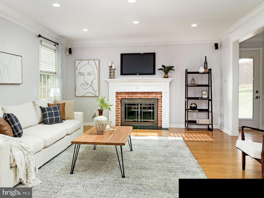 Pending $999,000 • Co-Listing Agent