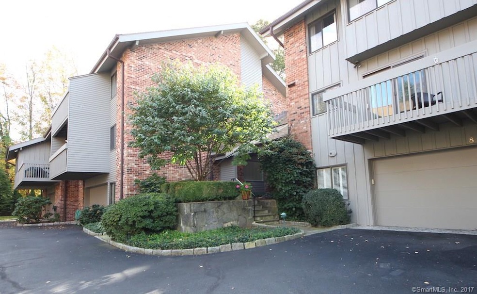 377 Main St unit 7, New Canaan, CT 06840 - photo 1