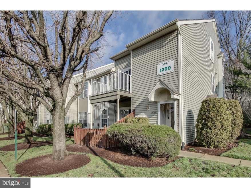 1208B Yarmouth Ln unit 1208, Mount Laurel, NJ 08054 - photo 1