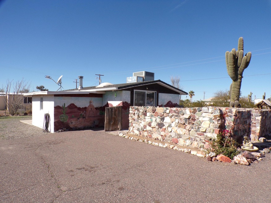 Peaceful desert living