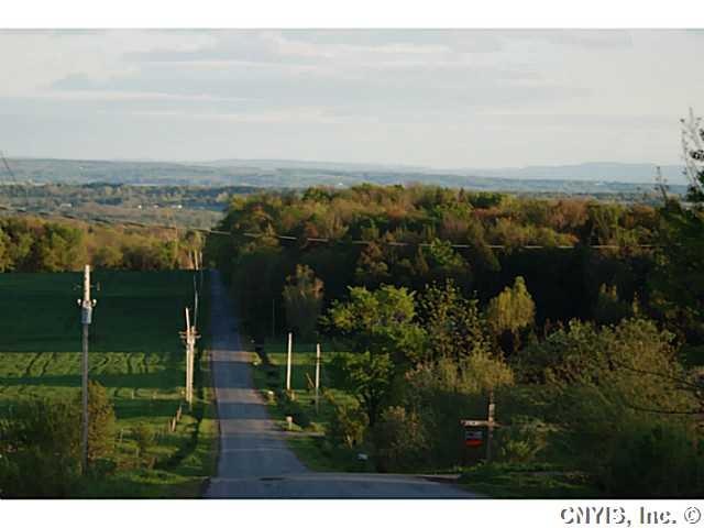 Exterior Front Roadside view of the Mohawk Valley