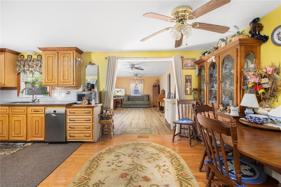 6 Glenrose Dr, Riverside, RI 02915 - photo 1