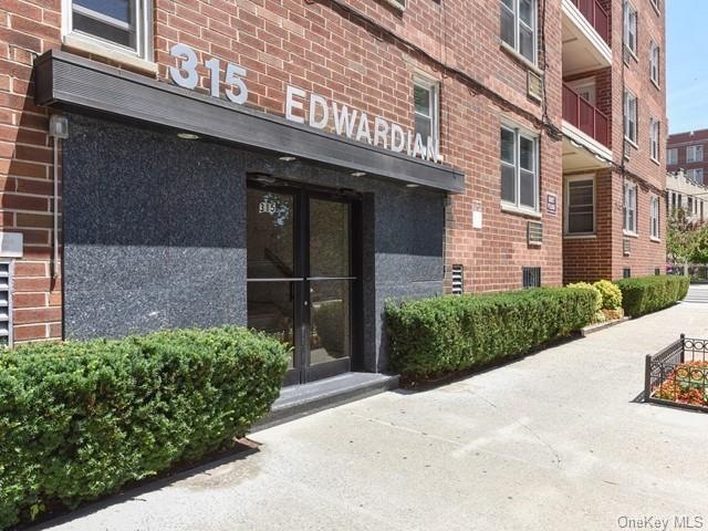 315 W 232nd St unit 6D, Bronx, NY 10463 - photo 1