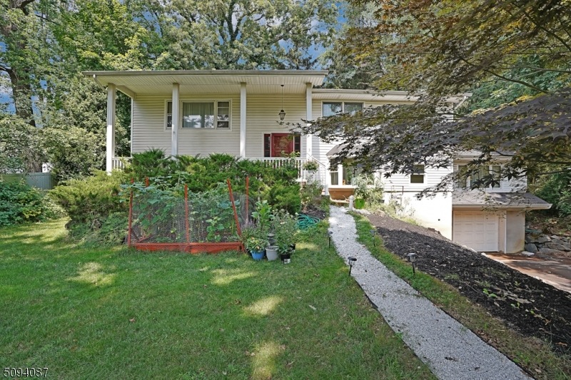 3 Whippany Ave, Warren, NJ 07059 - photo 1