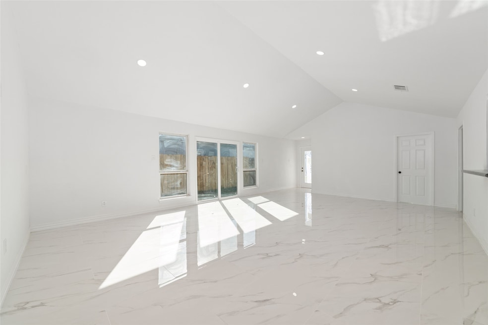 For Rent $2,400/month