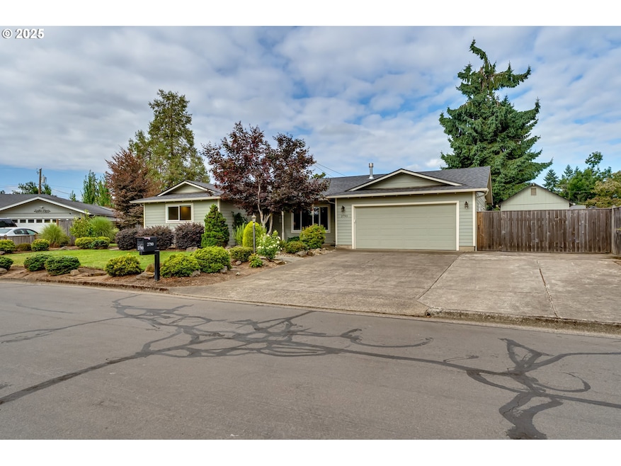 2790 32nd St, Springfield, OR 97477 - photo 1
