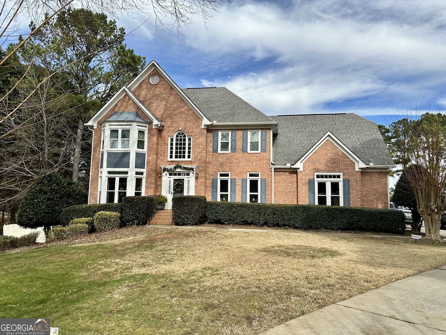125 Hillcrest Trace  4 Bedroom | 3.5 Bathroom | 4,