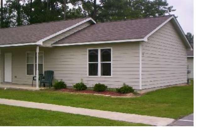 243b Lakewood Dr, Jacksonville, NC 28546 - photo 1