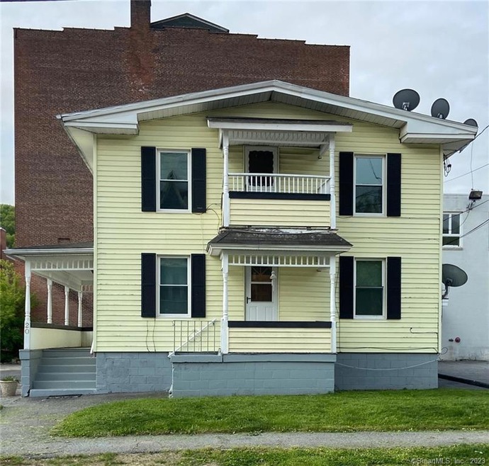 20 Center St unit 1, Winsted, CT 06098 - photo 1