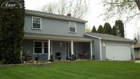 1292 Yorktown Dr, Flint, MI 48532 - photo 1