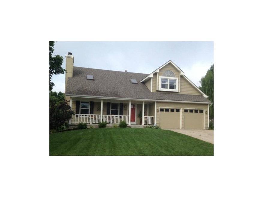 Beautiful home in desirable Waterfield North subdi