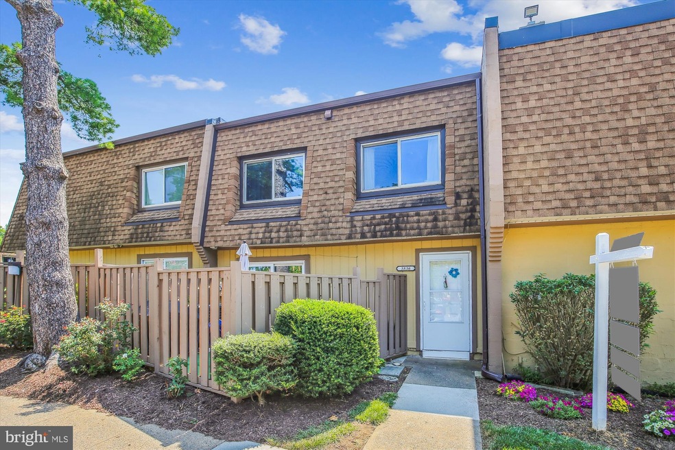 3836 Joshua Place unit D, Alexandria, VA 22309 - photo 1