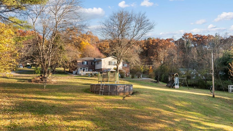 262 Sloan St, Franklin, NC 28734 - photo 1