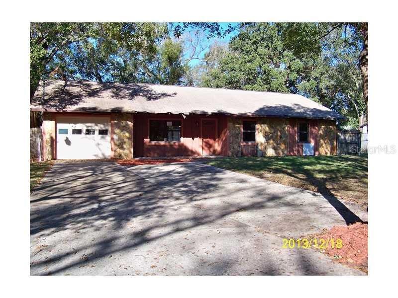 10108 Lynn Ave, Tampa, FL 33619 - photo 1