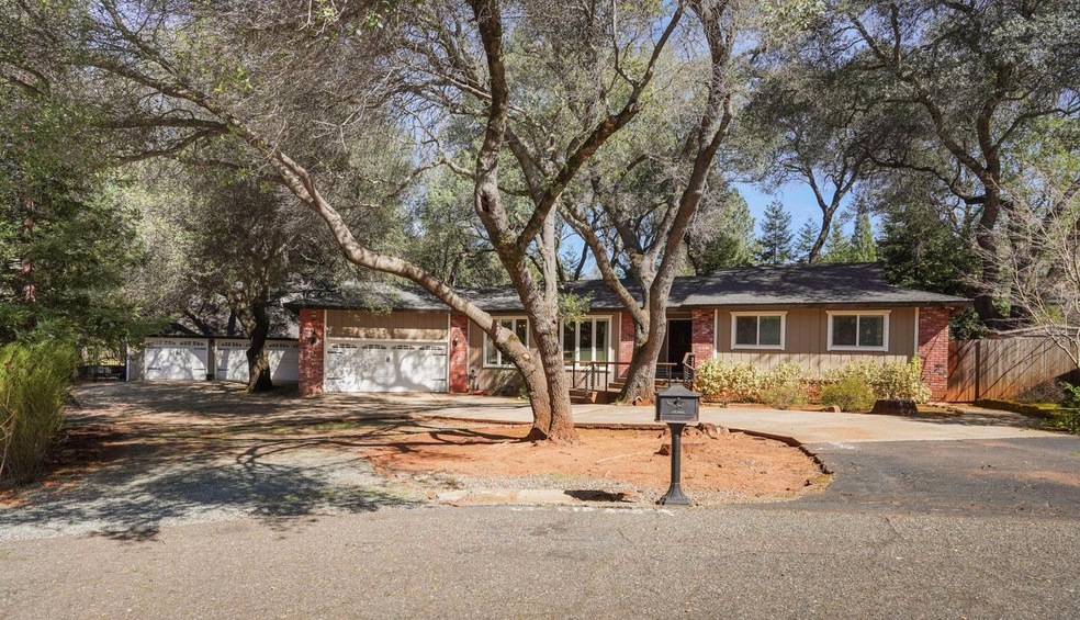Sold $750,000 • Co-Listing Agent