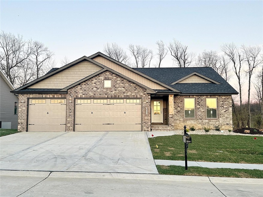 1842 Robin Mills Ct, Maryville, IL 62062 - photo 1