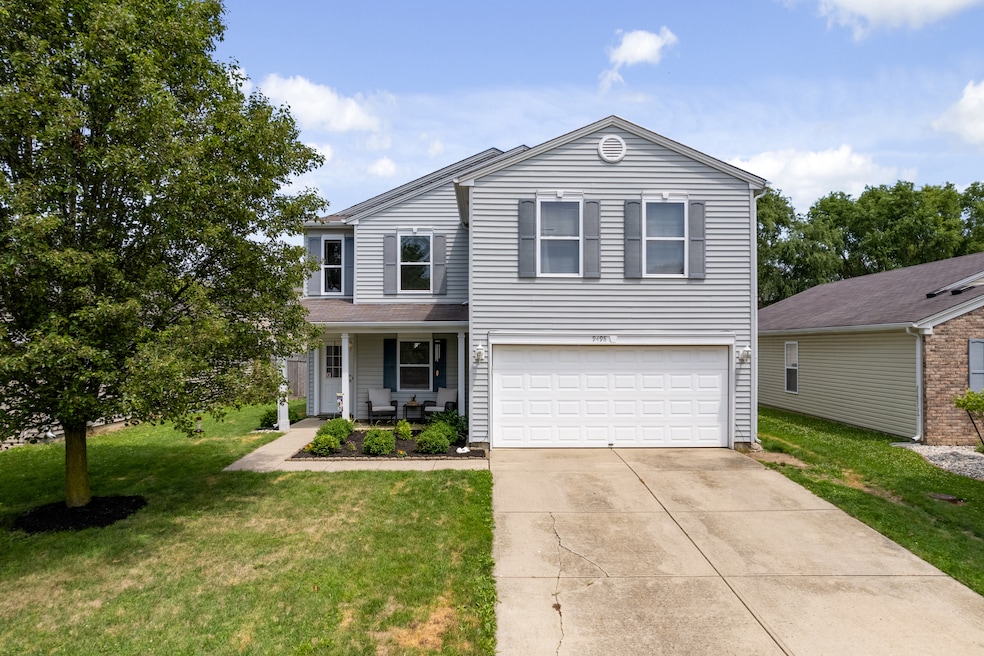 9498 W Stargazer Dr, Pendleton, IN 46064 - photo 1