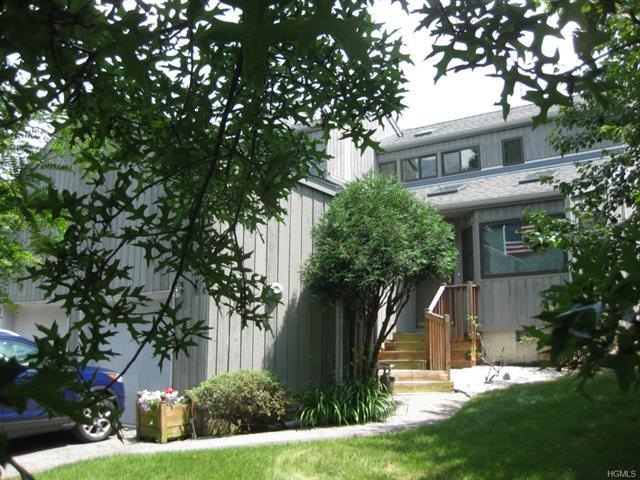 156 Club Ct, Ossining, NY 10562 - photo 1