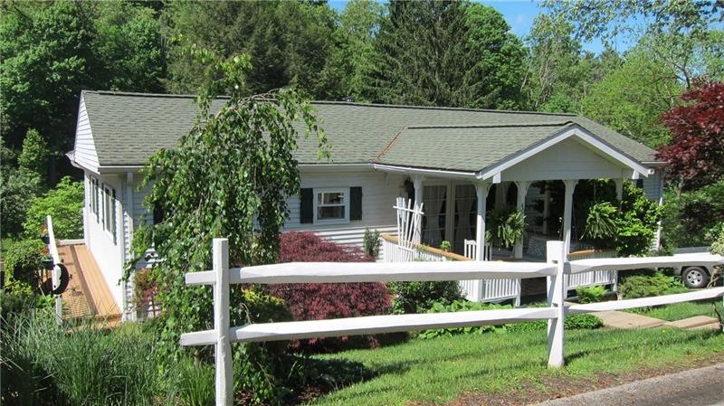 Welcome to 40 Fulton Road! North Strabane  You wil