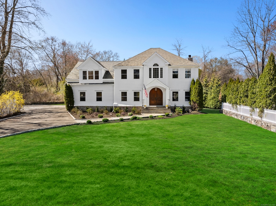 1745 Post Rd, Darien, CT 06820 - photo 1