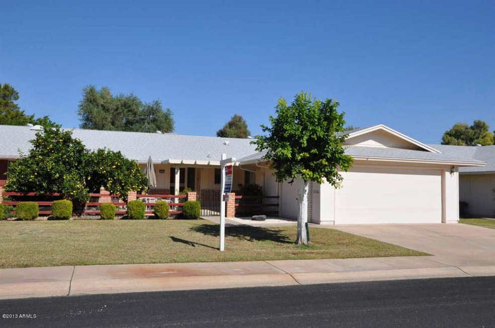 10722 W Hatcher Rd, Sun City, AZ 85351 - photo 1