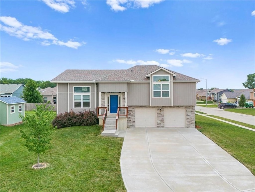 21645 Wilson St, Spring Hill, KS 66083 - photo 1