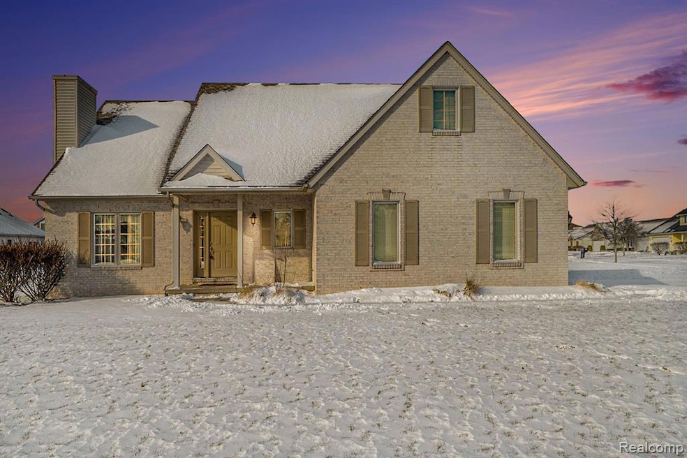 Pending $329,000 • Co-Listing Agent