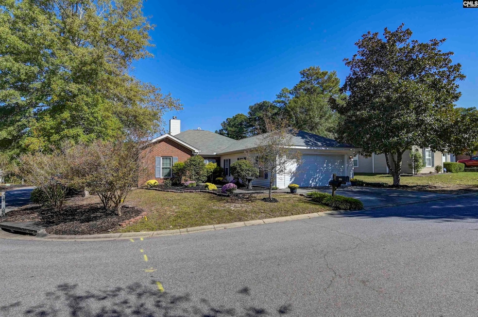 201 Twin Oaks Ln, Columbia, SC 29209 - photo 1