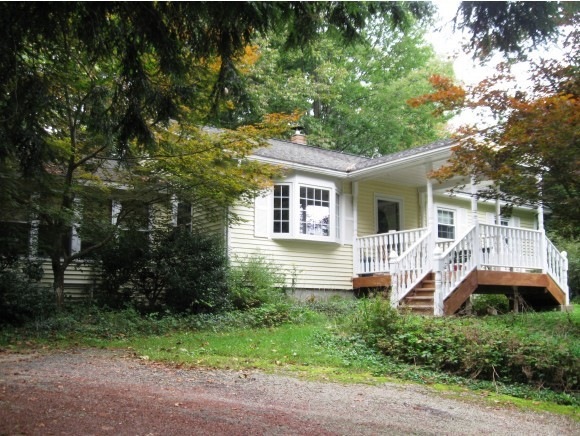 15 Mammoth Rd, Londonderry, NH 03053 - photo 1