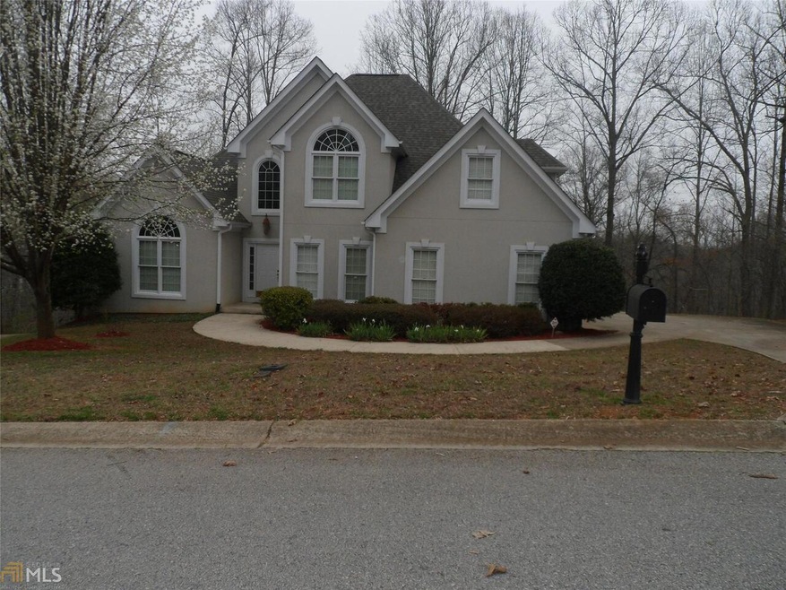 4723 Plantation Dr, Flowery Branch, GA 30542 - photo 1