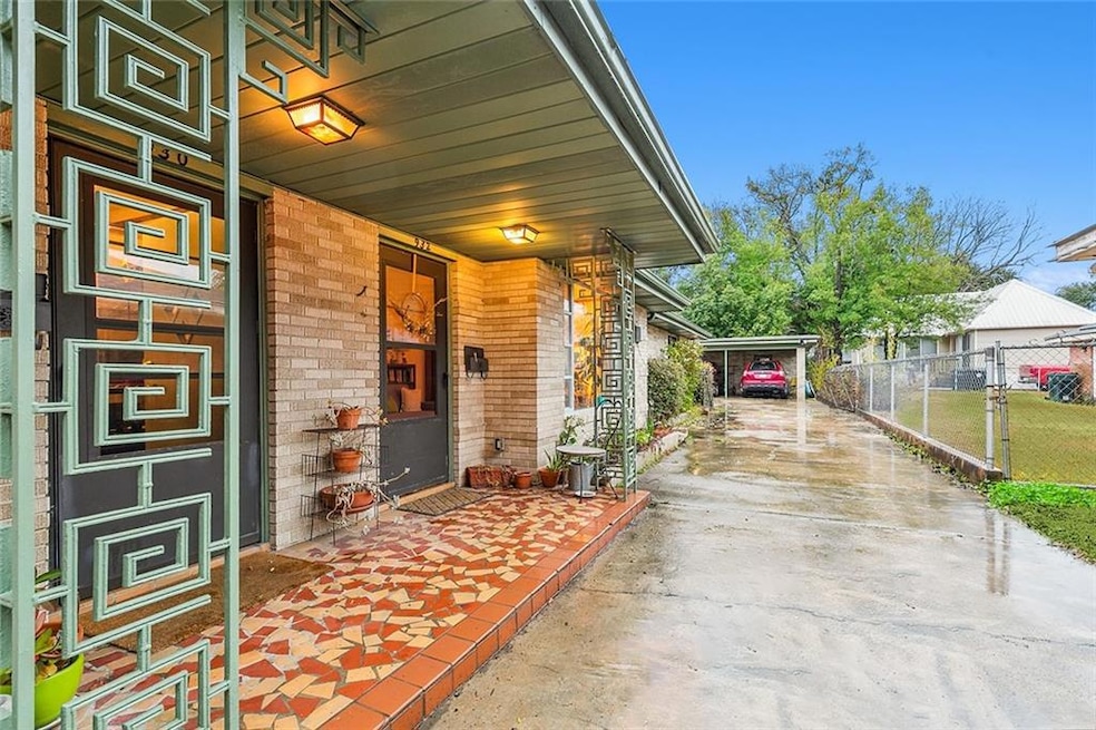 Mid-Century Modern Detailing