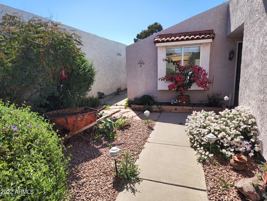 2124 N College Ct, Chandler, AZ 85224 - photo 1