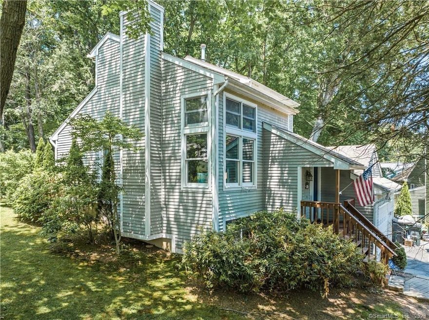 654 Laurel St unit 17, East Haven, CT 06512 - photo 1