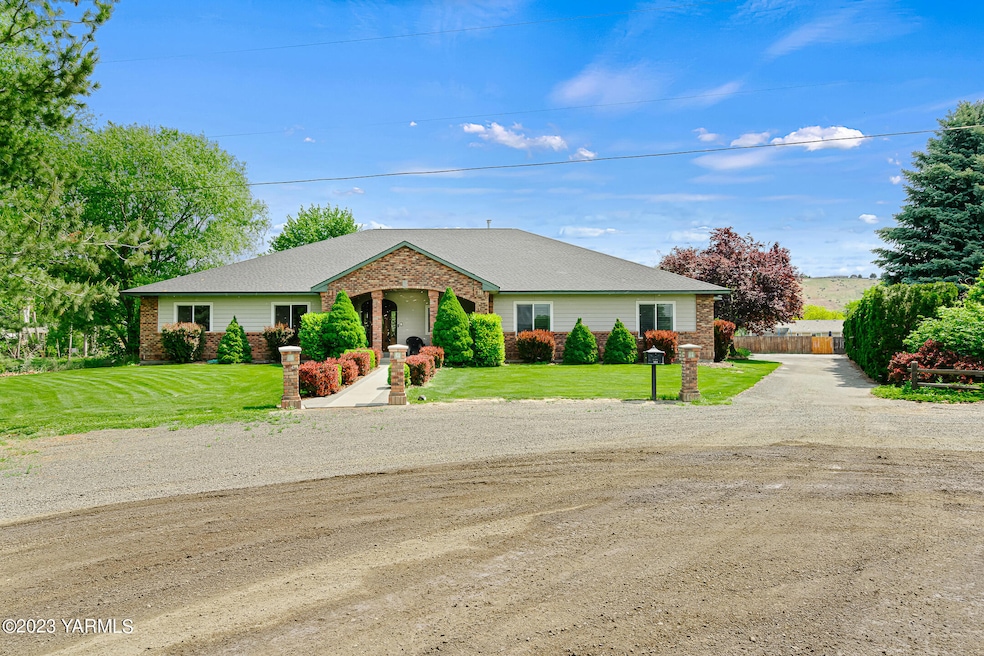 151BasaltWay-1copy2