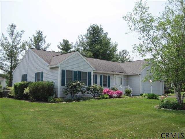 14 Guilder Ln, Glenmont, NY 12077 - photo 1