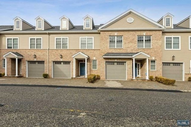 154 Rio Vista Ln, Northvale, NJ 07647 - photo 1