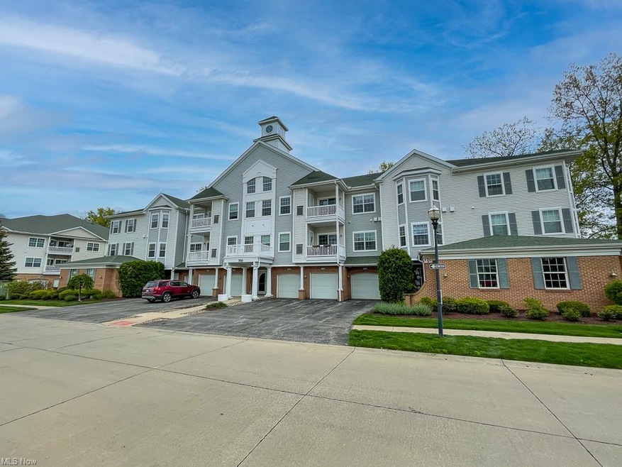 716 Aqua Marine Blvd, Avon Lake, OH 44012 - photo 1