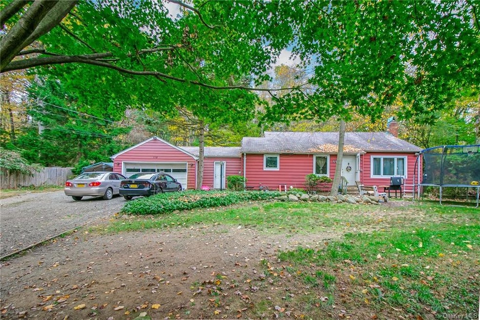 118 Pascack Rd, Pearl River, NY 10965 - photo 1