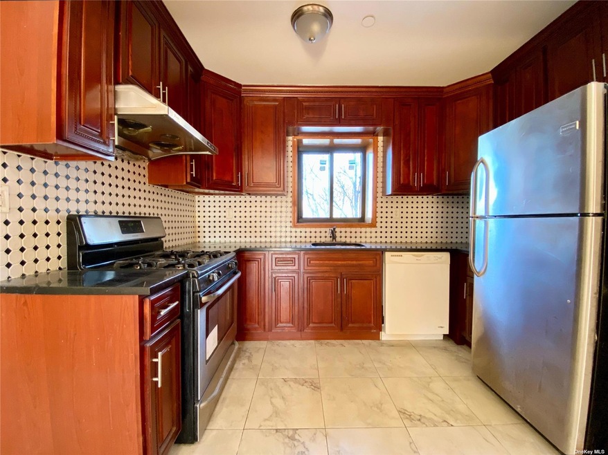 8405 Queens Blvd unit 4, Elmhurst, NY 11373 - photo 1