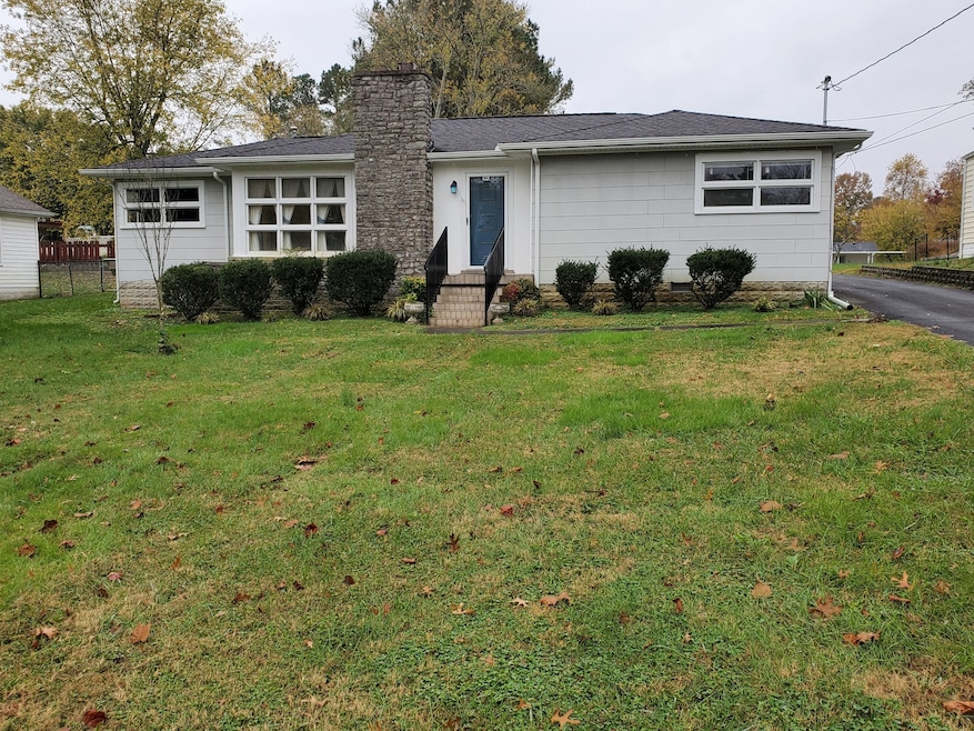 1102 Belmont Ave, Shelbyville, TN 37160 - photo 1