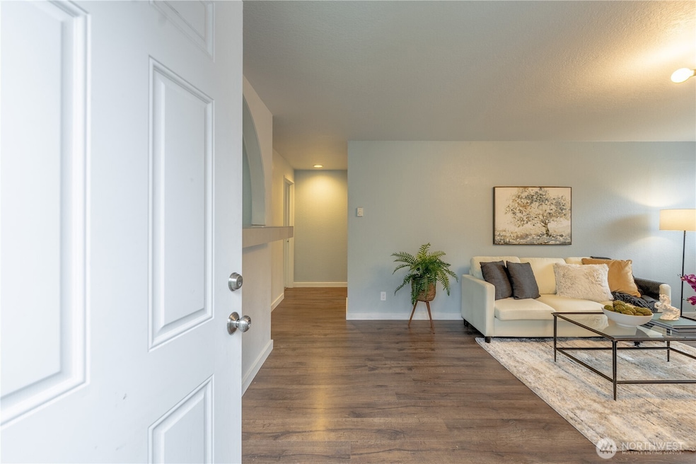 4404 Terrace Dr unit 10, Everett, WA 98203 - photo 1