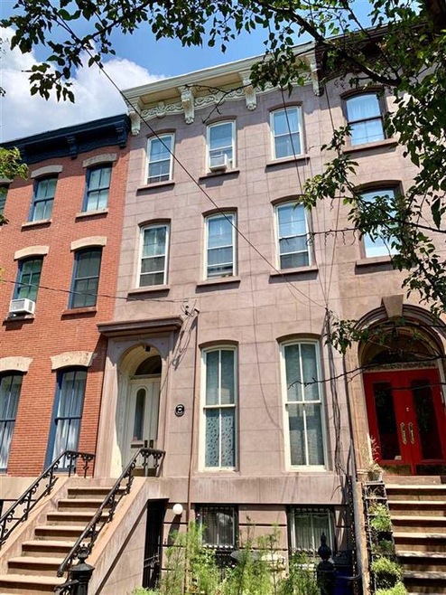 122 Wayne St unit 2, Jersey City, NJ 07302 - photo 1