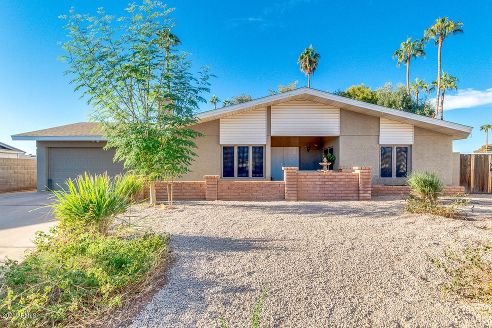 860 W Juanita Ave, Mesa, AZ 85210 - photo 1
